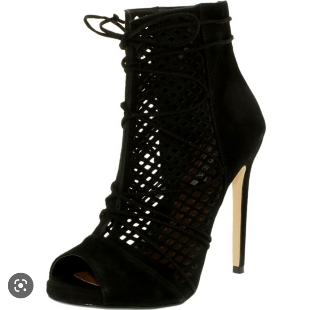 CLOSET CLEAN OUT!!!! Steve Madden Maddye !!!